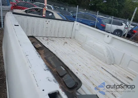 2002 Chevrolet Silverado 1500 Commercial z USA, uszkodzony, nr VIN 1GCEC14WX2Z175274